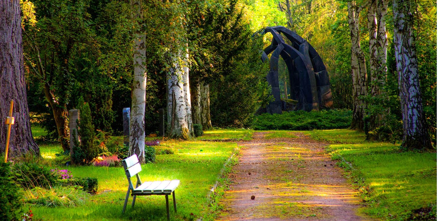 Funerarias online en España: Servicios, precio y contacto